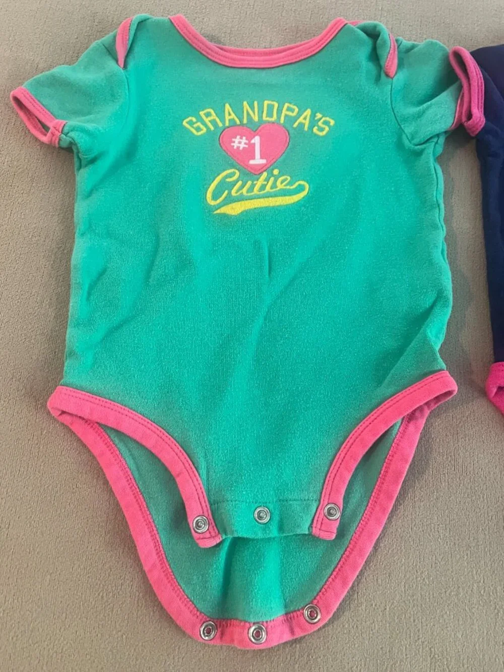 Carter's Baby Boys/Girls Blue & Green Onesie Short Sleeves Size 6-9 Month